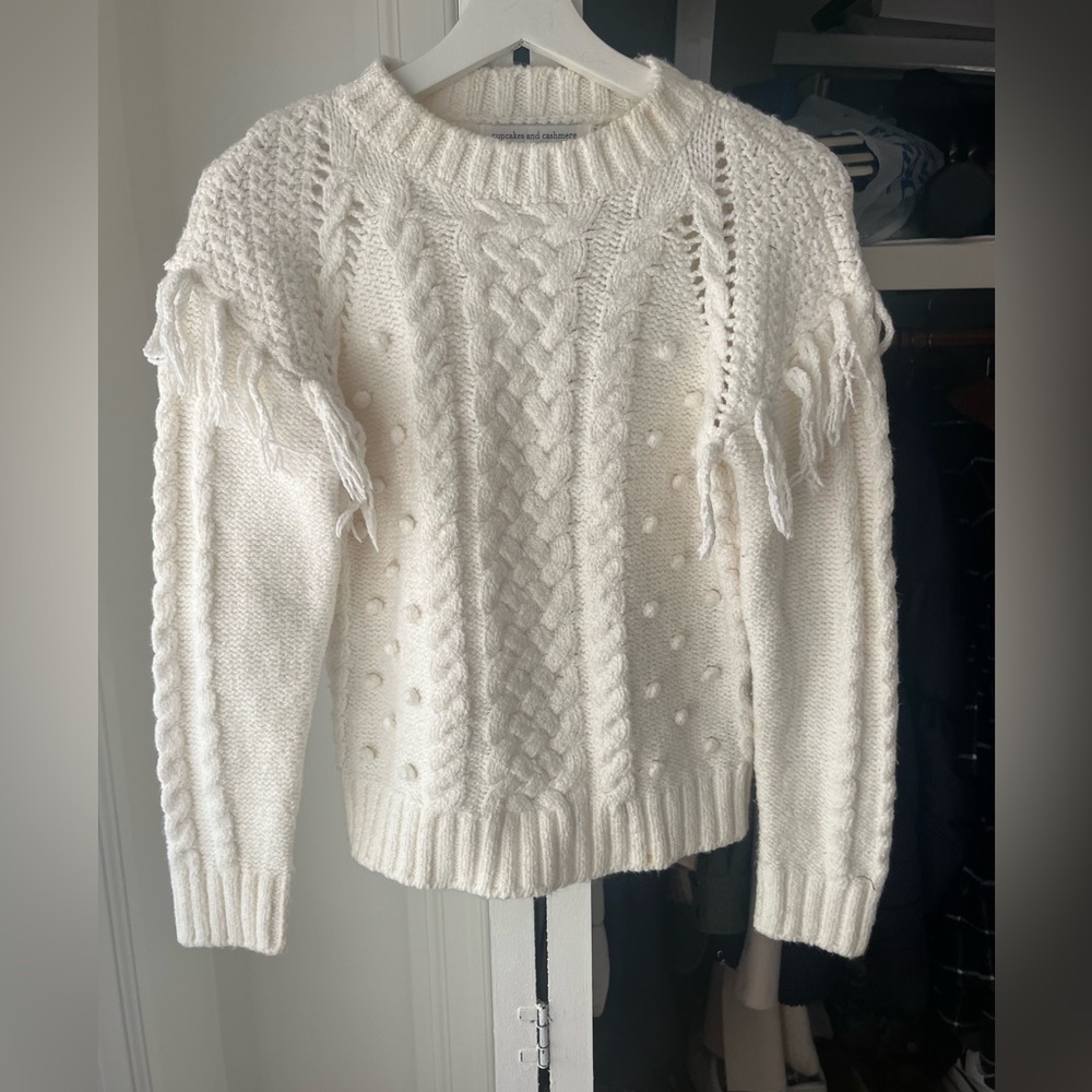 Cupcakes & Cashmere Cream Textured Cableknit Sweater size XS